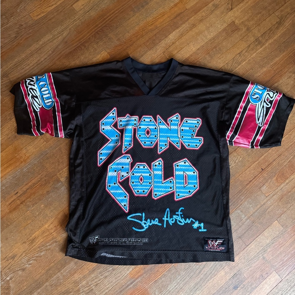 stone cold steve austin vintage football style jersery. 
size large.